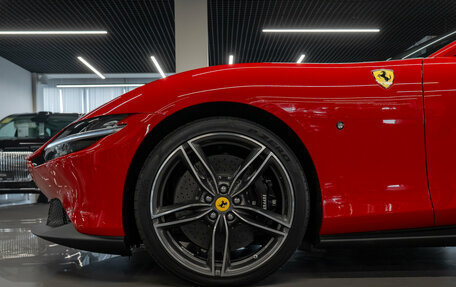 Ferrari Roma, 2025 год, 33 700 000 рублей, 29 фотография