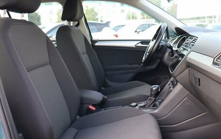 Volkswagen Tiguan II, 2019 год, 2 550 000 рублей, 4 фотография