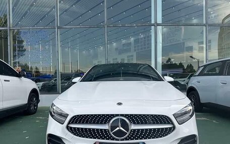 Mercedes-Benz A-Класс, 2022 год, 1 489 777 рублей, 2 фотография