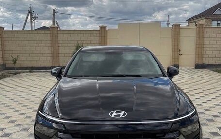 Hyundai Sonata VIII, 2023 год, 2 730 000 рублей, 2 фотография
