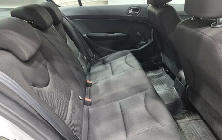 Peugeot 408 I рестайлинг, 2013 год, 690 000 рублей, 14 фотография