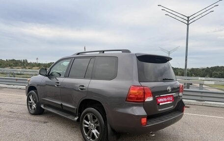 Toyota Land Cruiser 200, 2010 год, 3 103 000 рублей, 12 фотография