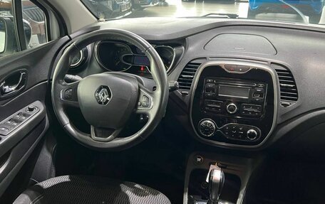 Renault Kaptur I рестайлинг, 2016 год, 1 300 000 рублей, 24 фотография