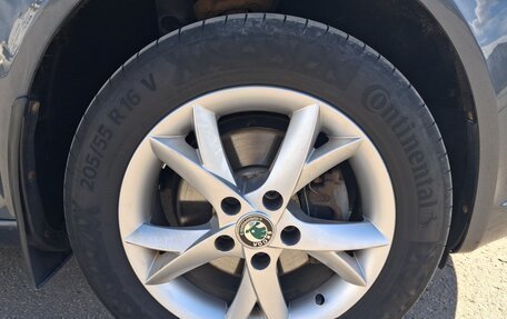 Skoda Octavia, 2012 год, 990 000 рублей, 27 фотография