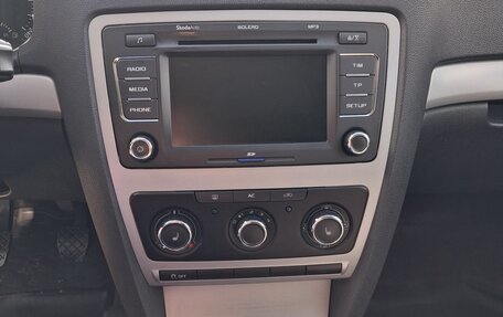 Skoda Octavia, 2012 год, 990 000 рублей, 28 фотография