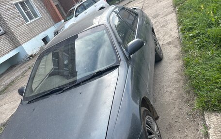 Toyota Carina, 1993 год, 200 000 рублей, 3 фотография