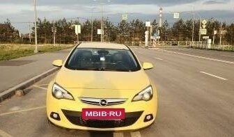 Opel Astra J, 2013 год, 900 000 рублей, 3 фотография