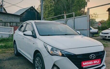 Hyundai Solaris II рестайлинг, 2020 год, 1 450 000 рублей, 2 фотография