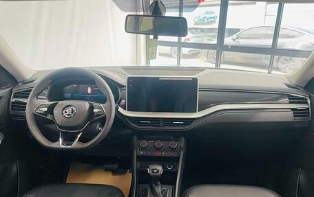 Skoda Kodiaq I, 2024 год, 3 400 000 рублей, 13 фотография