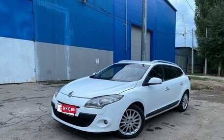 Renault Megane III, 2010 год, 747 000 рублей, 2 фотография