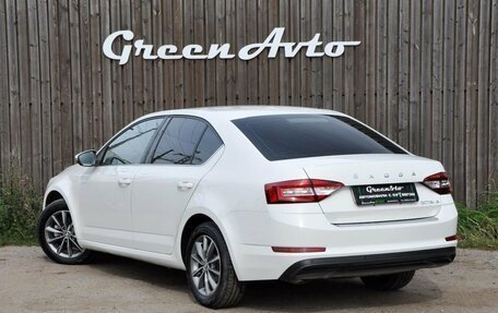 Skoda Octavia, 2023 год, 2 290 000 рублей, 3 фотография