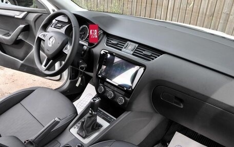 Skoda Octavia, 2023 год, 2 290 000 рублей, 12 фотография