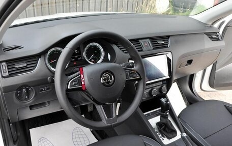 Skoda Octavia, 2023 год, 2 290 000 рублей, 10 фотография
