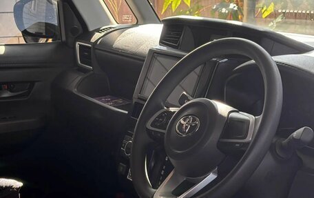 Toyota Roomy I, 2021 год, 1 350 000 рублей, 4 фотография