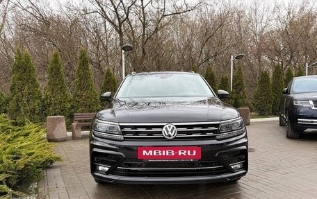 Volkswagen Tiguan II, 2019 год, 2 890 000 рублей, 3 фотография