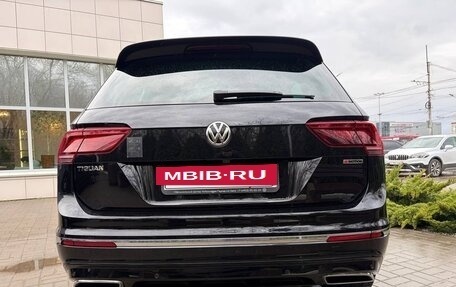 Volkswagen Tiguan II, 2019 год, 2 890 000 рублей, 16 фотография