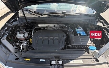 Volkswagen Tiguan II, 2019 год, 2 890 000 рублей, 15 фотография