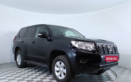 Toyota Land Cruiser Prado 150 рестайлинг 2, 2021 год, 5 199 000 рублей, 3 фотография