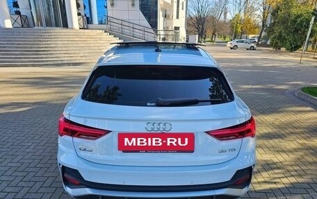 Audi Q3, 2022 год, 2 400 000 рублей, 20 фотография