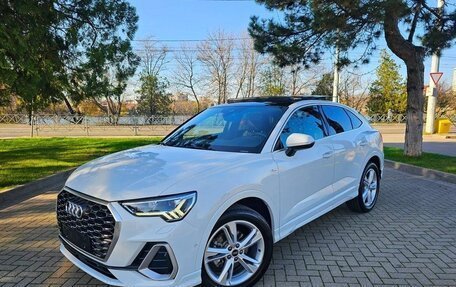 Audi Q3, 2022 год, 2 400 000 рублей, 26 фотография