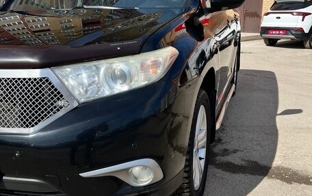 Toyota Highlander III, 2011 год, 1 400 000 рублей, 1 фотография