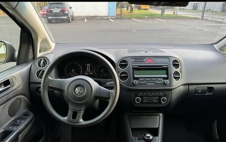 Volkswagen Golf Plus II, 2011 год, 999 999 рублей, 7 фотография