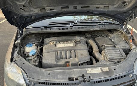 Volkswagen Golf Plus II, 2011 год, 999 999 рублей, 8 фотография