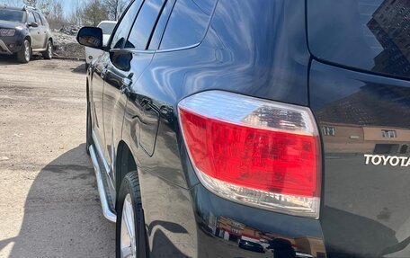 Toyota Highlander III, 2011 год, 1 400 000 рублей, 6 фотография