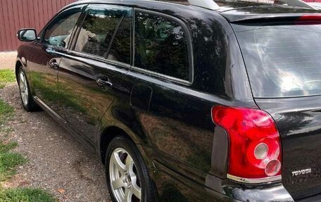 Toyota Avensis III рестайлинг, 2008 год, 770 000 рублей, 9 фотография