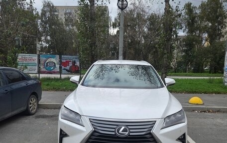 Lexus RX IV рестайлинг, 2016 год, 3 450 000 рублей, 4 фотография