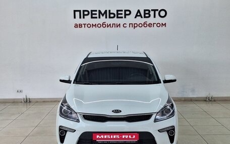 KIA Rio IV, 2019 год, 1 370 000 рублей, 2 фотография