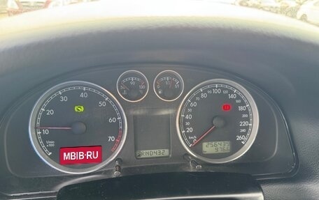 Volkswagen Passat B5+ рестайлинг, 2002 год, 400 000 рублей, 2 фотография
