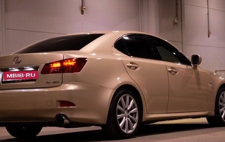 Lexus IS II рестайлинг 2, 2006 год, 1 100 000 рублей, 10 фотография