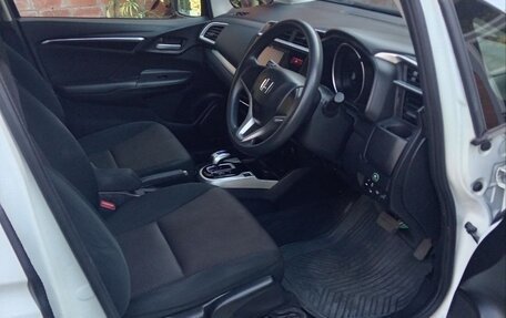Honda Fit III, 2014 год, 850 000 рублей, 6 фотография