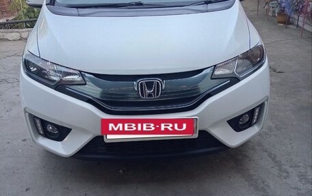 Honda Fit III, 2014 год, 850 000 рублей, 4 фотография