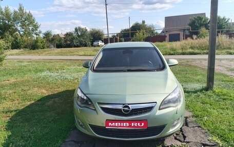 Opel Astra J, 2010 год, 650 000 рублей, 1 фотография