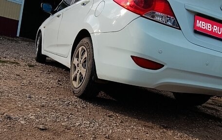 Hyundai Solaris II рестайлинг, 2014 год, 800 000 рублей, 6 фотография