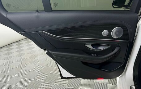 Mercedes-Benz E-Класс, 2019 год, 3 449 000 рублей, 10 фотография