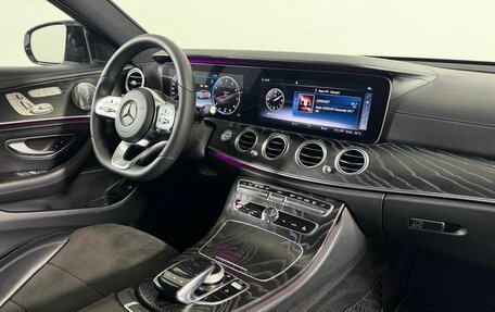 Mercedes-Benz E-Класс, 2019 год, 3 449 000 рублей, 14 фотография