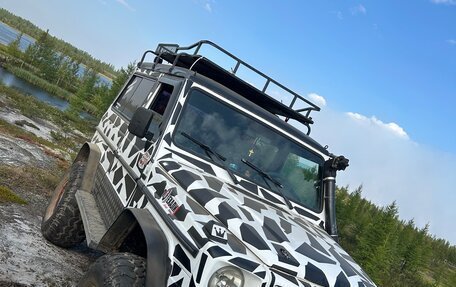 Mercedes-Benz G-Класс W463 рестайлинг _ii, 1993 год, 850 000 рублей, 3 фотография