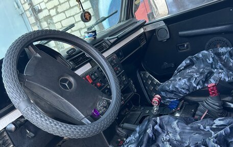 Mercedes-Benz G-Класс W463 рестайлинг _ii, 1993 год, 850 000 рублей, 8 фотография