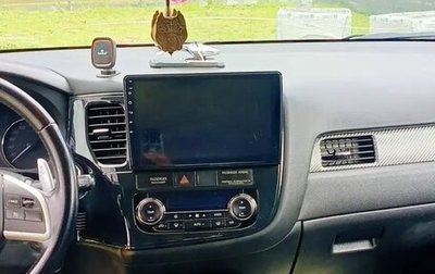 Mitsubishi Outlander III рестайлинг 3, 2013 год, 1 150 000 рублей, 1 фотография