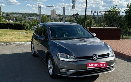 Volkswagen Golf VII, 2019 год, 1 549 000 рублей, 8 фотография