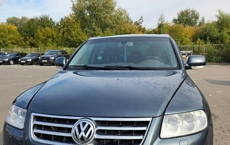 Volkswagen Touareg III, 2005 год, 1 000 000 рублей, 1 фотография