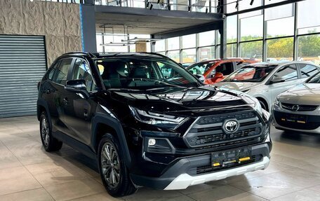Toyota RAV4, 2025 год, 4 170 000 рублей, 3 фотография