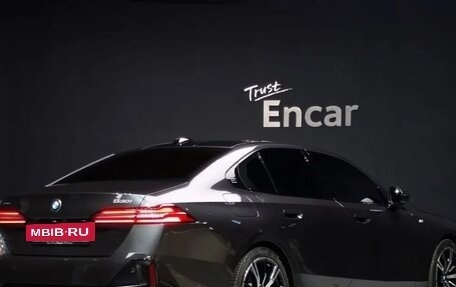 BMW 5 серия, 2025 год, 7 843 276 рублей, 2 фотография