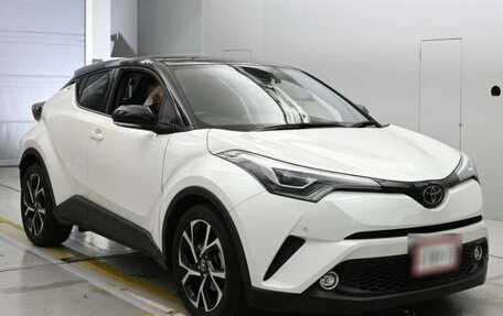 Toyota C-HR I рестайлинг, 2018 год, 1 525 000 рублей, 3 фотография