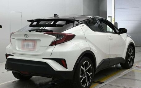 Toyota C-HR I рестайлинг, 2018 год, 1 525 000 рублей, 2 фотография