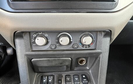 Mitsubishi Pajero III рестайлинг, 2006 год, 550 000 рублей, 21 фотография