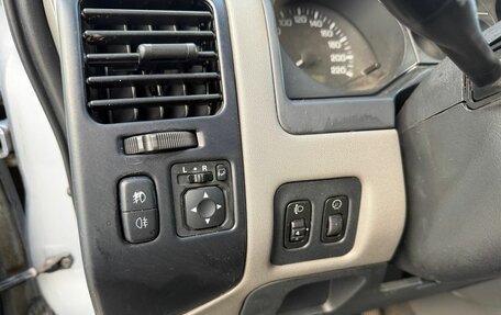 Mitsubishi Pajero III рестайлинг, 2006 год, 550 000 рублей, 19 фотография